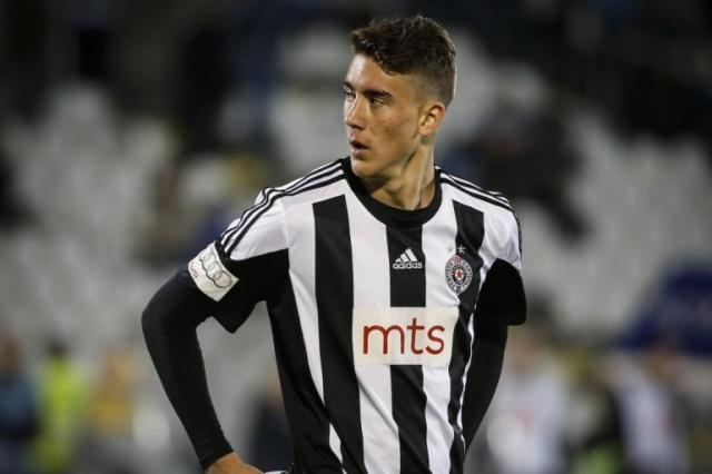 事中展现自 事中展现自